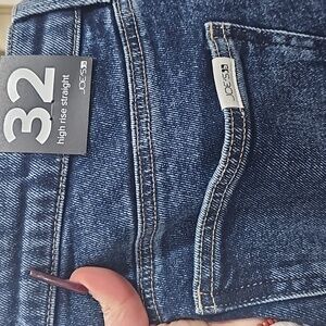 Joe's Jeans High Rise Straight Size 32